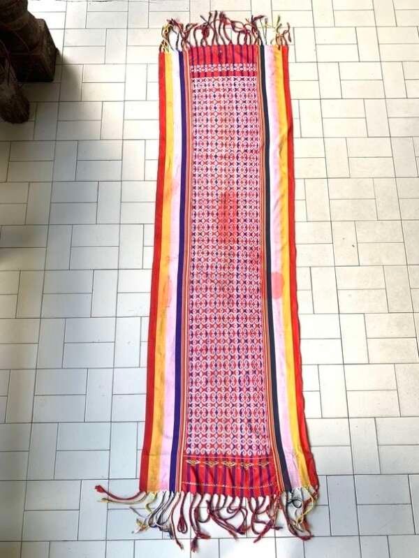 Silver Thread and Cotton Old Sunkit Kain RITUAL BLANKET CLOTH FABRIC