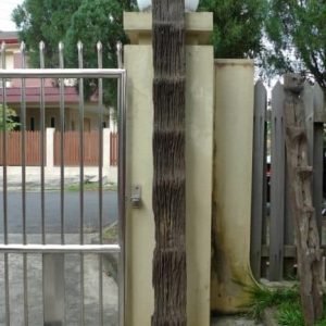 .MeterXXXXLBORNEOLONGHOUSEIRONWOODSTAIRCASESTAIRSDayakFigureStatue