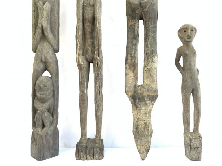 Primitive Art Figure FOUR ERODED STATUE Patung Kebahan Dayak Asia