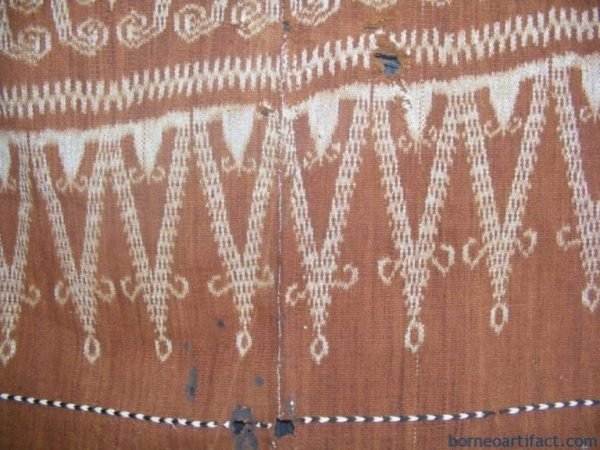 PUA KUMBU WAR SHIELD Motif ~ Ikat Bidan blanket~OLD Ancestral Ritual Cloth