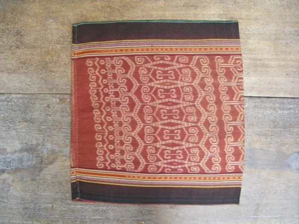 traditional outfit THRONE OF PETARA LEECH Ikat Bidang Ritual SKIRT SARONG LADIES GARMENT #86