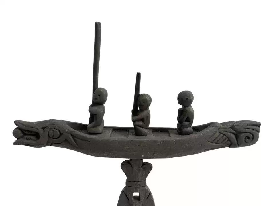 Crocodile Boat 590mm Miniature War Vessel Native Tribal Primitive Figure Statue Sculpture Dayak Borneo Crocodile Boat 590mm Miniature War Vessel Native Tribal Primitive Figure Statue Sculpture Dayak Borneo