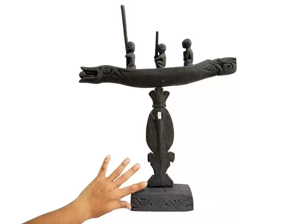 Crocodile Boat 590mm Miniature War Vessel Native Tribal Primitive Figure Statue Sculpture Dayak Borneo Crocodile Boat 590mm Miniature War Vessel Native Tribal Primitive Figure Statue Sculpture Dayak Borneo