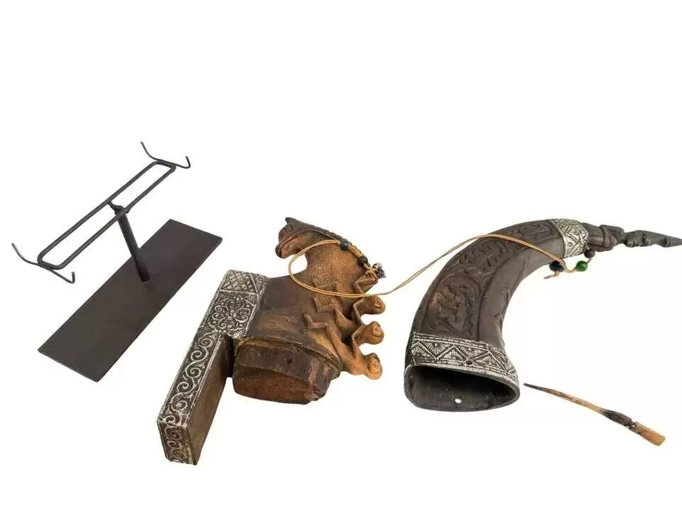 Medicine Chamber 490mm Naga Morsarang Old Buffalo Horn Container Statue Sculpture Figurine Batak Indonesia Medicine Chamber 490mm Naga Morsarang Old Buffalo Horn Container Statue Sculpture Figurine Batak Indonesia