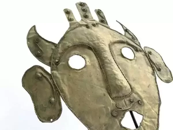Masque Iban Mask 315mm On Stand Headhunter Borneo Facial Tribal Face Dayak Statue Brass Sculpture