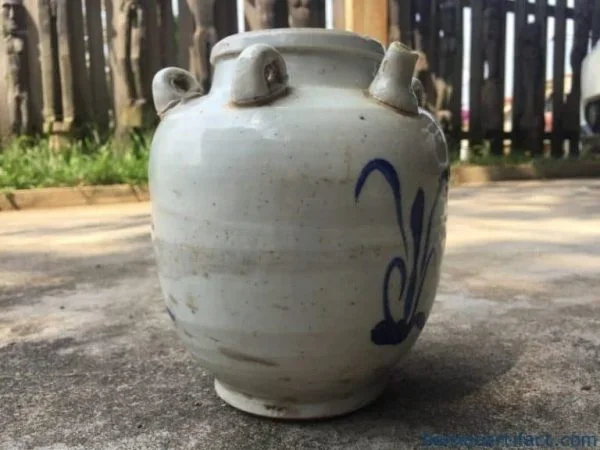 GLAZEDWHITEmmANTIQUEPitcherWineLiquorCeramicPorcelainBarAlcoholPubDeco