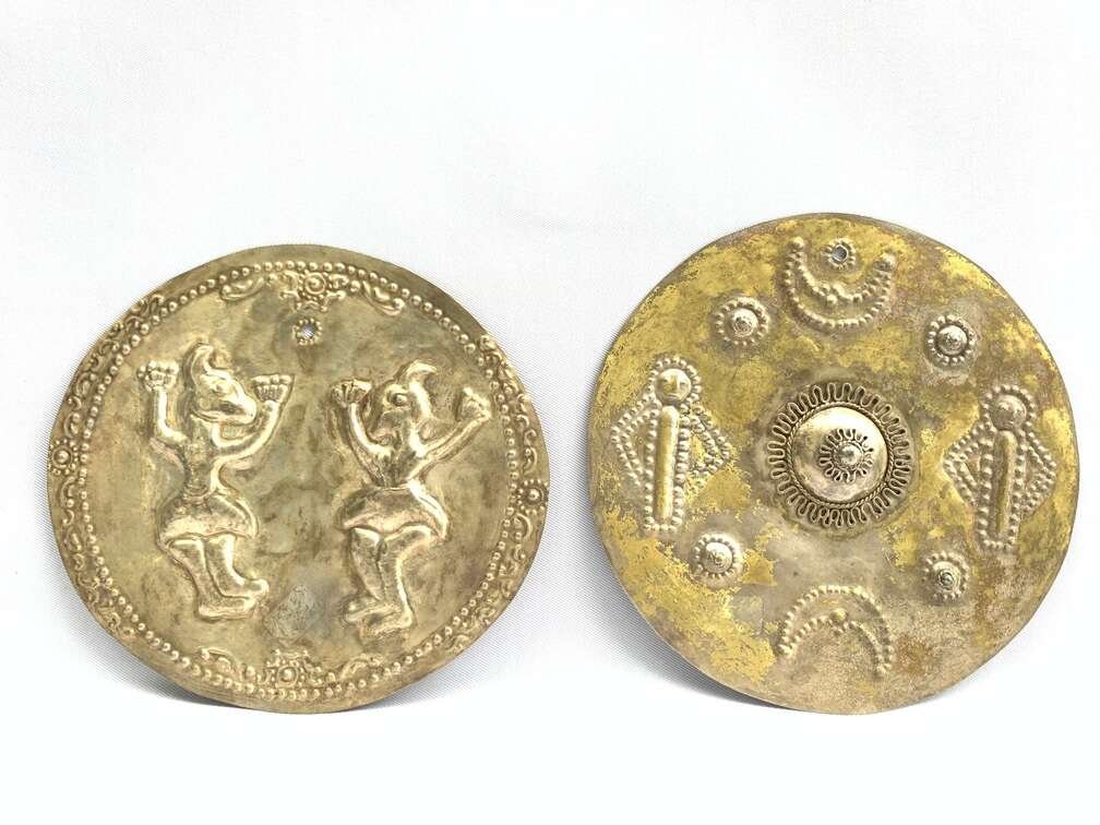 Pectoral Disk (1 Pair) Women Female Jewelry Old Tribal Pendant Maluku Disk Metal Body Adornment Pectoral Disk (1 Pair) Women Female Jewelry Old Tribal Pendant Maluku Disk Metal Body Adornment