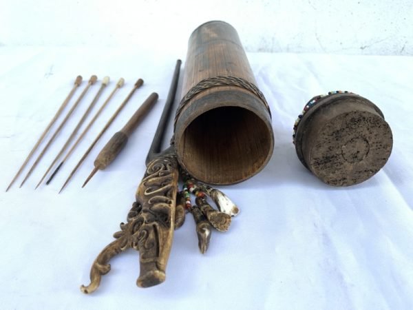 OUTSTANDING VINTAGE 385mm BLOWPIPE QUIVER Darts Hunting Traditional Tribal Borneo Dayak Hunter