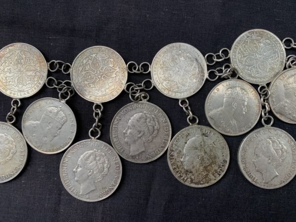 SILVER BELT 850mm( 47 pieces silver coin ) Antique Sterling Jewel Jewelry Borneo