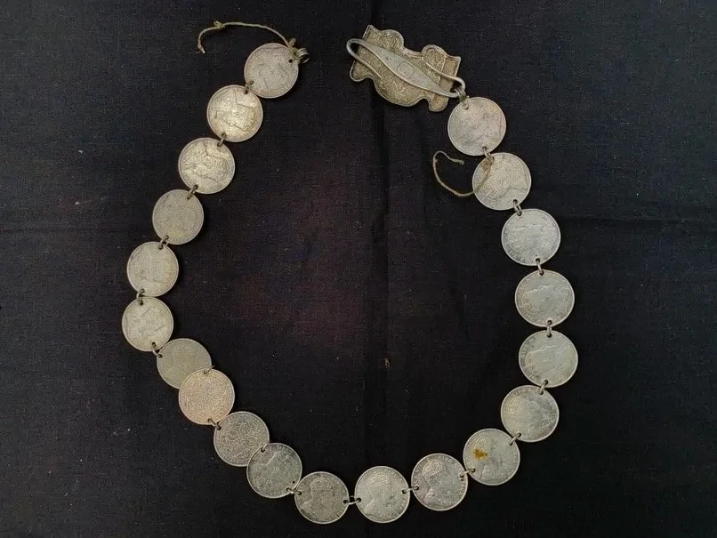 ANTIQUE SILVERWARE 420grams Sterling Silver Belt Coin Currency Jewel Jewelry Asia ANTIQUE SILVERWARE 420grams Sterling Silver Belt Coin Currency Jewel Jewelry Asia