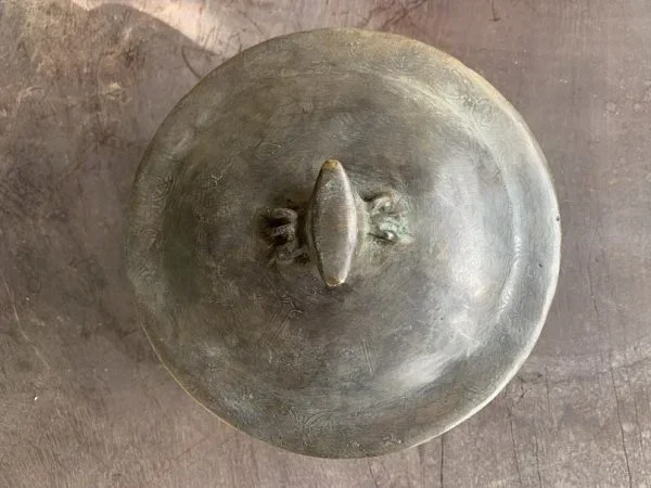 NYONYA COVERED JAR 170mm Brass Bronze Kamcheng Rare Pot Pottery Vase Peranakan Chinese