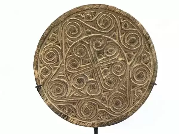 Carved Wooden Panel (260mm On Stand) Round Wall Table Deco Timor Island Tribe Wood Carving