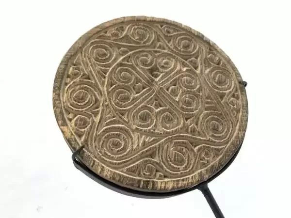 Carved Wooden Panel (260mm On Stand) Round Wall Table Deco Timor Island Tribe Wood Carving